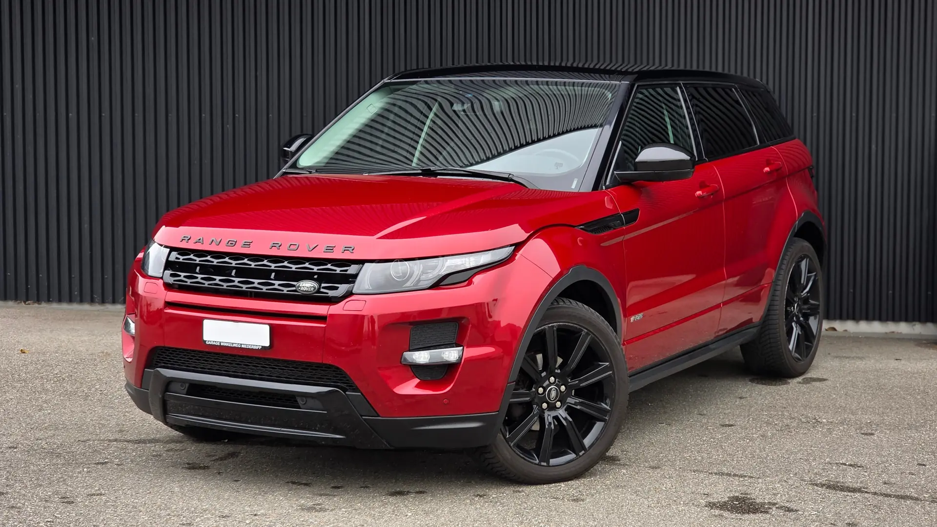 Land Rover Range Rover Evoque 2.2 SD4 — SUV compact premium, diesel performant et fiable — vue extérieure
