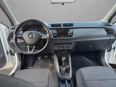 Skoda Fabia Combi 1.0 MPI — Monospace compact fiable, sans accident, prêt pour la route — Miniature 13