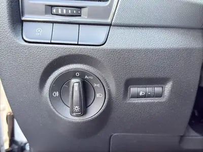 Skoda Fabia Combi 1.0 MPI — Monospace compact fiable, sans accident, prêt pour la route — Miniature 20