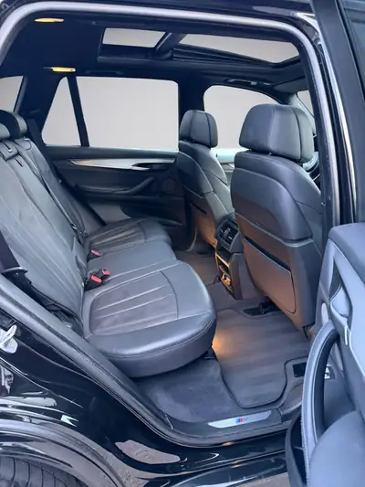 BMW X5 xDrive 30d M Sport — SUV premium diesel, pack M complet, faible consommation — Miniature 12