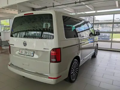 Volkswagen T6.1 — Monospace 7 places robuste, moteur TDI 204 ch, toutes options — tableau de bord