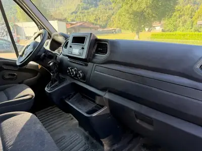 Opel Movano 2.3 TD 150 — Utilitaire spacieux, entretien récent et MFK OK — Miniature 8