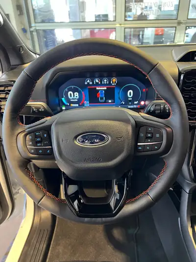 Ford Ranger Wildtrak 3.0 Eco Blue e-4WD — Pickup premium neuf, 4x4 intelligent et motorisation écologique — dettaglio