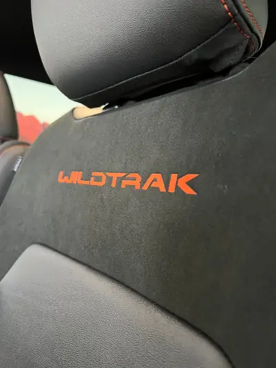 Ford Ranger Wildtrak 3.0 Eco Blue e-4WD — Pickup premium neuf, 4x4 intelligent et motorisation écologique — Miniatura 10