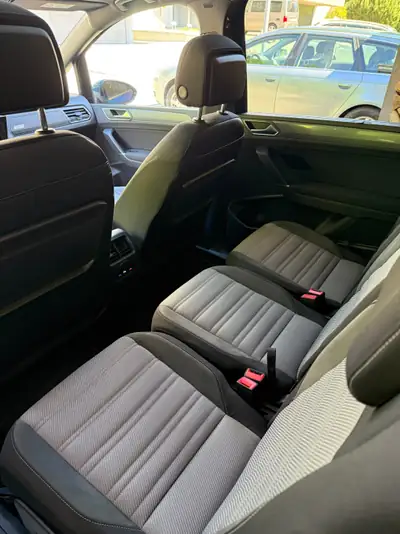 VW Touran 1.5 TSI R-LINE — Monospace familial 7 places, motorisation moderne et fiable — Miniatur 10