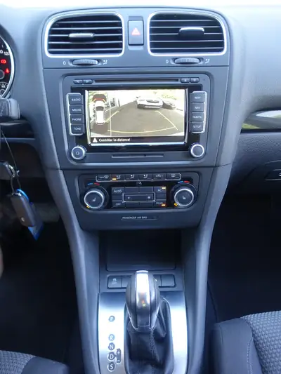 VW Golf 1.4 TSI Team DSG — Compacte fiable, consommation maîtrisée — Miniatura 13
