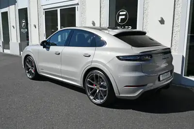 Porsche Cayenne GTS Coupé Cashmere Beige — SUV sportif 460 ch, pack carbone premium — Miniature 9