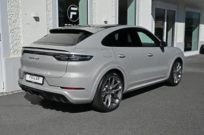 Porsche Cayenne GTS Coupé Cashmere Beige — SUV sportif 460 ch, pack carbone premium — Miniature 11