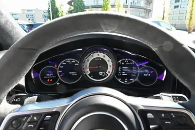 Porsche Cayenne GTS Coupé Cashmere Beige — SUV sportif 460 ch, pack carbone premium — Miniature 16