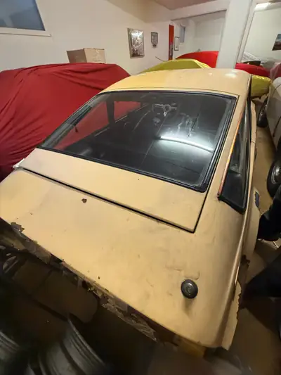 Alfa Romeo Junior Zagato 1971 — Chef-d'œuvre italien jaune, 30000 km d'authenticité — Seitenansicht