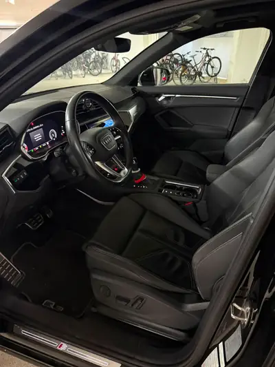 Audi Q3 SQ3 TDI Quattro 2020 — SUV compact premium, motorisation diesel performante — vista posteriore