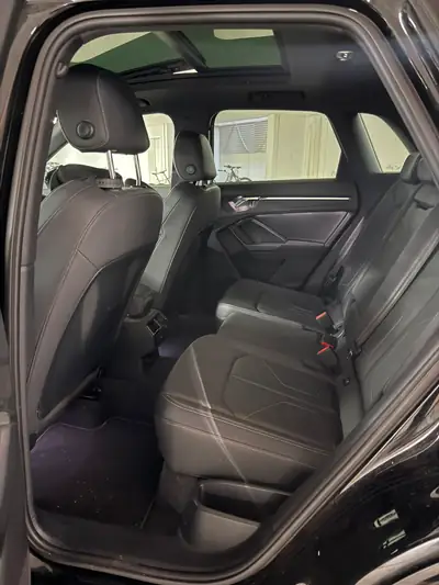 Audi Q3 SQ3 TDI Quattro 2020 — SUV compact premium, motorisation diesel performante — cruscotto