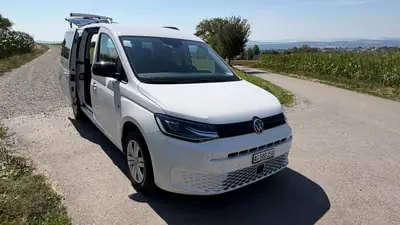 VW Caddy 1.5 TSI Liberty DSG Maxi — Utilitaire polyvalent, très faible kilométrage — Heckansicht