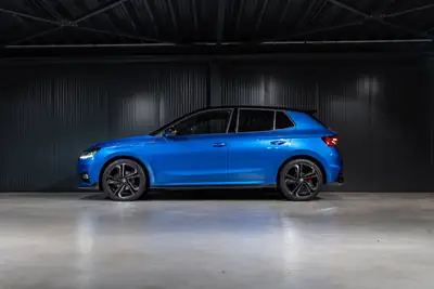 Skoda Fabia 1.5 TSI 130 DSG — Berline compacte dynamique, quasi-neuve avec garantie constructeur — arrière