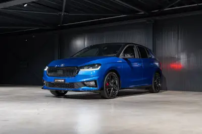 Skoda Fabia 1.5 TSI 130 DSG — Berline compacte dynamique, quasi-neuve avec garantie constructeur — tableau de bord