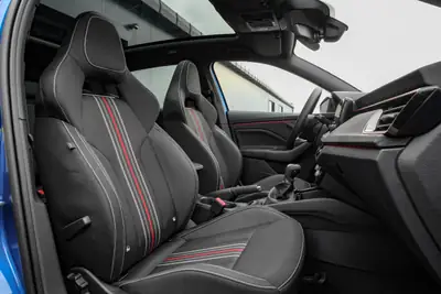 Skoda Scala 1.5 TSI Monte Carlo — Neuwagen avec garantie 5 ans et équipements premium — Miniature 11