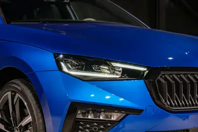 Skoda Scala 1.5 TSI Monte Carlo — Neuwagen avec garantie 5 ans et équipements premium — Miniature 26