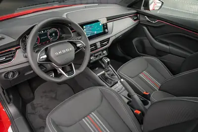 Skoda Scala 1.5 TSI Monte Carlo DSG — Berline dynamique, essence turbo, garantie 5 ans — Miniature 12