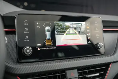 Skoda Scala 1.5 TSI Monte Carlo DSG — Berline dynamique, essence turbo, garantie 5 ans — Miniature 16