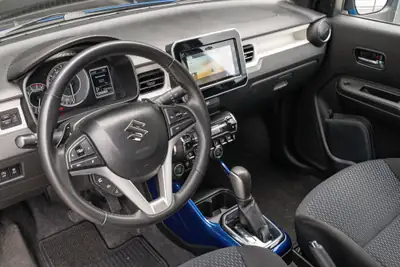 Suzuki Ignis 1.2i Compact Top Hybrid CVT — Petit citycar hybride, frais d'entretien réduits — Miniature 13