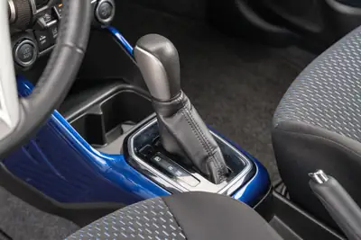 Suzuki Ignis 1.2i Compact Top Hybrid CVT — Petit citycar hybride, frais d'entretien réduits — Miniature 20