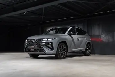 Hyundai Tucson 1.6 TGDI 48V N-Line — SUV hybride léger, 12 800 km seulement — tableau de bord