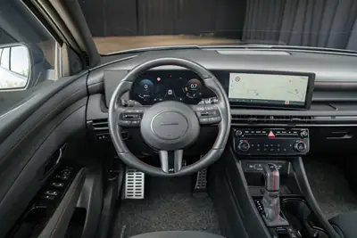 Hyundai Tucson 1.6 TGDI 48V N-Line — SUV hybride léger, 12 800 km seulement — Miniature 16