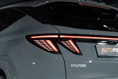 Hyundai Tucson 1.6 TGDI 48V N-Line — SUV hybride léger, 12 800 km seulement — Miniature 25