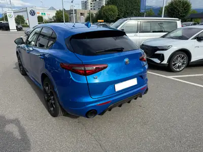 Alfa Romeo Stelvio 2.0 Q4 280 Veloce — SUV premium 4x4, 74 000 km seulement — Innenraum