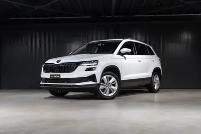 Skoda Karoq 1.5 TSI Top Selection — SUV compact dynamique, garantie 5 ans, peu kilométré — vue extérieure