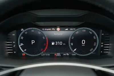 Skoda Karoq 1.5 TSI Top Selection — SUV compact dynamique, garantie 5 ans, peu kilométré — Miniature 17