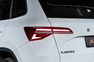 Skoda Karoq 1.5 TSI Top Selection — SUV compact dynamique, garantie 5 ans, peu kilométré — Miniature 25
