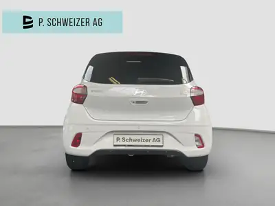 Hyundai i10 1.2 Amplia Aut. — Citadine maligne, quasi neuve et ultra-compacte — intérieur