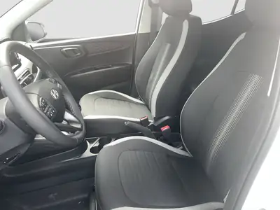 Hyundai i10 1.2 Amplia Aut. — Citadine maligne, quasi neuve et ultra-compacte — Miniature 9