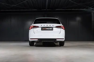 Skoda Octavia Combi 1.5 TSI mHEV — Motorisation hybride légère, neuf avec garantie constructeur — Miniature 7