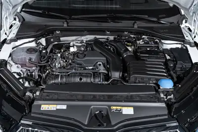 Skoda Octavia Combi 1.5 TSI mHEV — Motorisation hybride légère, neuf avec garantie constructeur — Miniature 24
