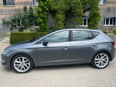 SEAT Leon 1.8 TSI FR — Berline sportive sans accident, 135 000 km — Seitenansicht