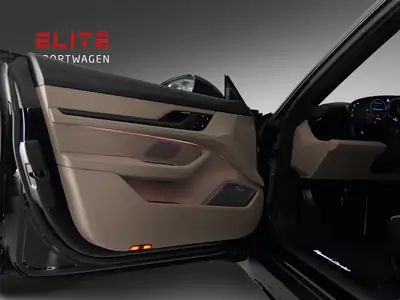 Porsche Taycan CrossTurismo Turbo 104 kWh — SUV électrique haute performance, 8500 km seulement — Miniature 10