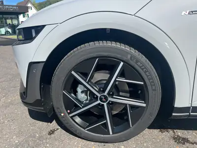 Hyundai IONIQ 5 N Line 84kWh 4WD — Électrique sportif avec batterie XXL et traction intégrale — Miniature 19