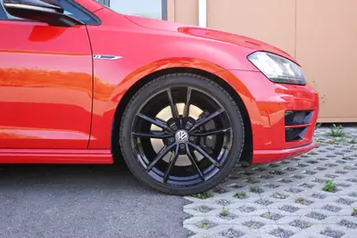 VW Golf Variant R 2.0 TSI 4Motion — Break sportif All-Wheel Drive, 301 ch — tableau de bord
