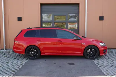 VW Golf Variant R 2.0 TSI 4Motion — Break sportif All-Wheel Drive, 301 ch — intérieur