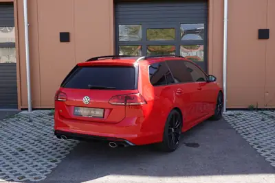 VW Golf Variant R 2.0 TSI 4Motion — Break sportif All-Wheel Drive, 301 ch — Miniature 8