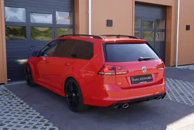 VW Golf Variant R 2.0 TSI 4Motion — Break sportif All-Wheel Drive, 301 ch — Miniature 10