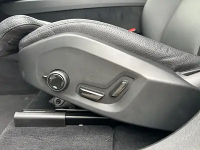 Volvo XC60 2.0 T6 TE Xcentric eAWD — Hybride rechargeable premium, 38'000 km seulement — Miniature 14