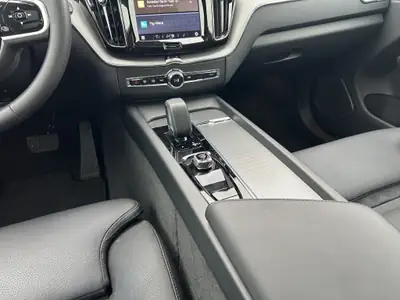 Volvo XC60 2.0 T6 TE Xcentric eAWD — Hybride rechargeable premium, 38'000 km seulement — Miniature 15