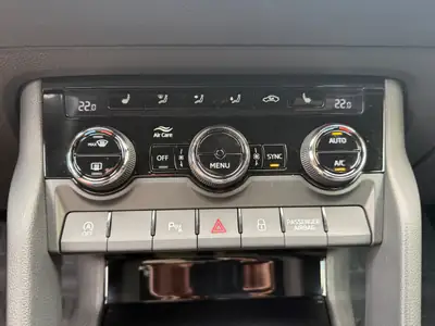 Skoda Karoq 1.5 TSI SportLine — SUV compact dynamique, 70'500 km, garantie 12 mois — Miniatura 23