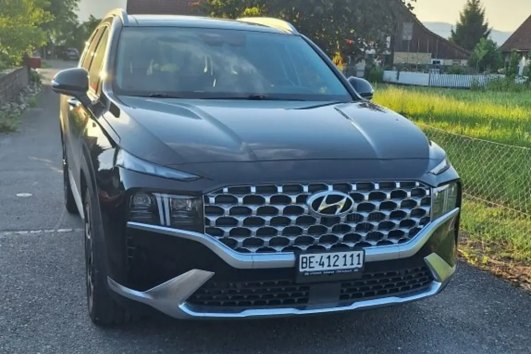 Hyundai Santa Fe 2.2 CRDi Vertex 2023 — SUV 7 places diesel, 60'000 km seulement — Außenansicht