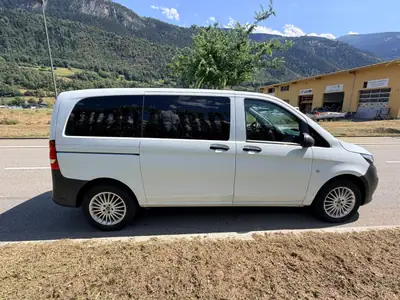 Mercedes-Benz Vito 114 BlueTec 4Matic — Monospace diesel 7 places, robustesse garantie — arrière