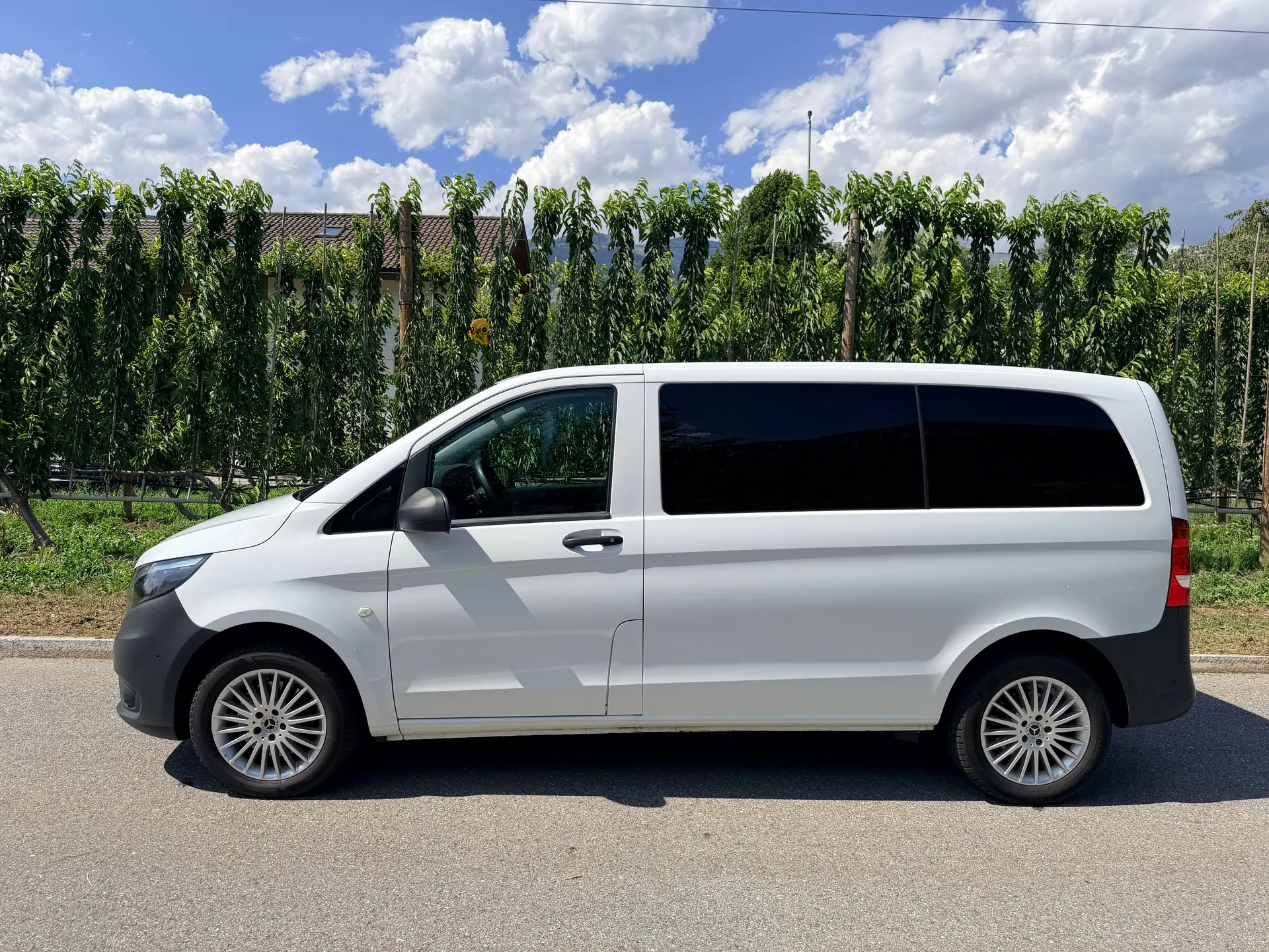 Mercedes-Benz Vito 114 BlueTec 4Matic — Monospace diesel 7 places, robustesse garantie
