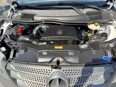Mercedes-Benz Vito 114 BlueTec 4Matic — Monospace diesel 7 places, robustesse garantie — Miniature 7